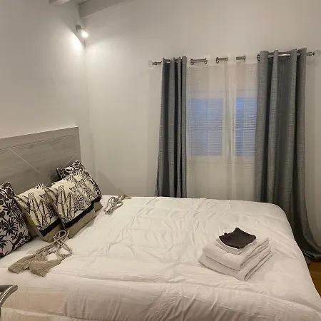 Beautiful 3-Bed Villa In Beausoleil Villa *