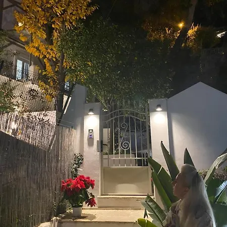 Beautiful 3-Bed Villa In Beausoleil * بوزولي