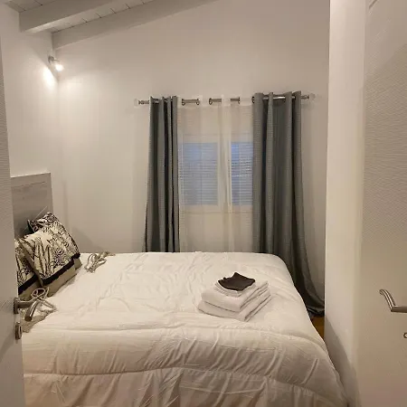 Beautiful 3-Bed Villa In Beausoleil * بوزولي